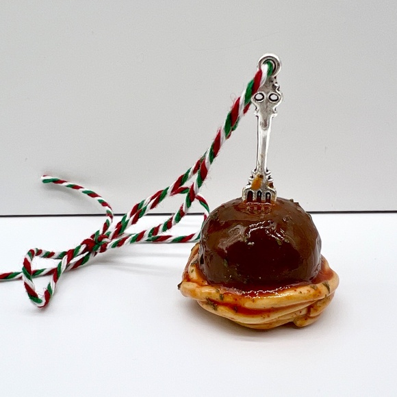 Spaghetti & Meatball Christmas Ornament – Handmade Clay Italian Food Ornament - Picture 15 of 16